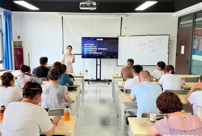电商孵化基地昌吉；电商孵化基地昌吉县有几个