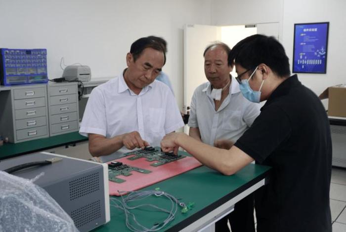 尚华电气(尚华电气贴吧) 尚华电气(尚华电气贴吧)