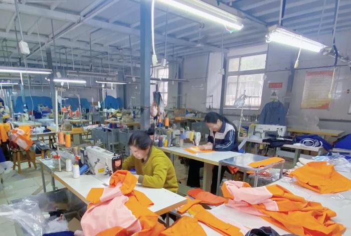 电商服装加工基地 电商服装加工基地图片 电商服装加工基地 电商服装加工基地图片