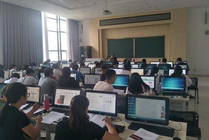 凤凰电商人才培训班(凤凰电商人才培训班地址) 凤凰电商人才培训班(凤凰电商人才培训班地址)