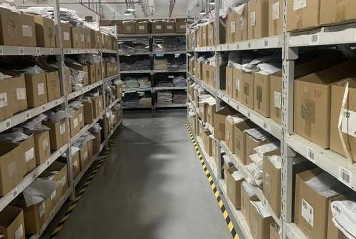 电商服饰仓库图片 电商服饰仓库图片大全 电商服饰仓库图片 电商服饰仓库图片大全