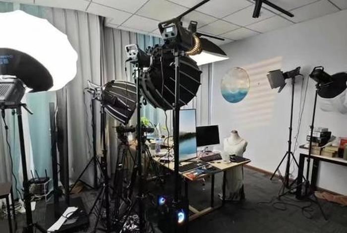 美妆电商直播间搭建 美妆类直播场景搭建不包含哪些要素 美妆电商直播间搭建 美妆类直播场景搭建不包含哪些要素